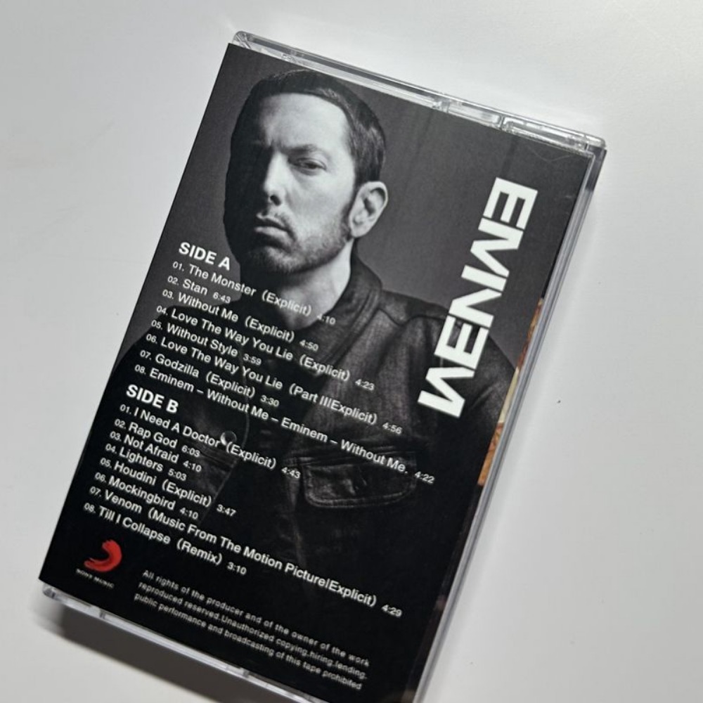 Brand New Sealed Cassette Tape - Vintage And Collectible Books recension och pris