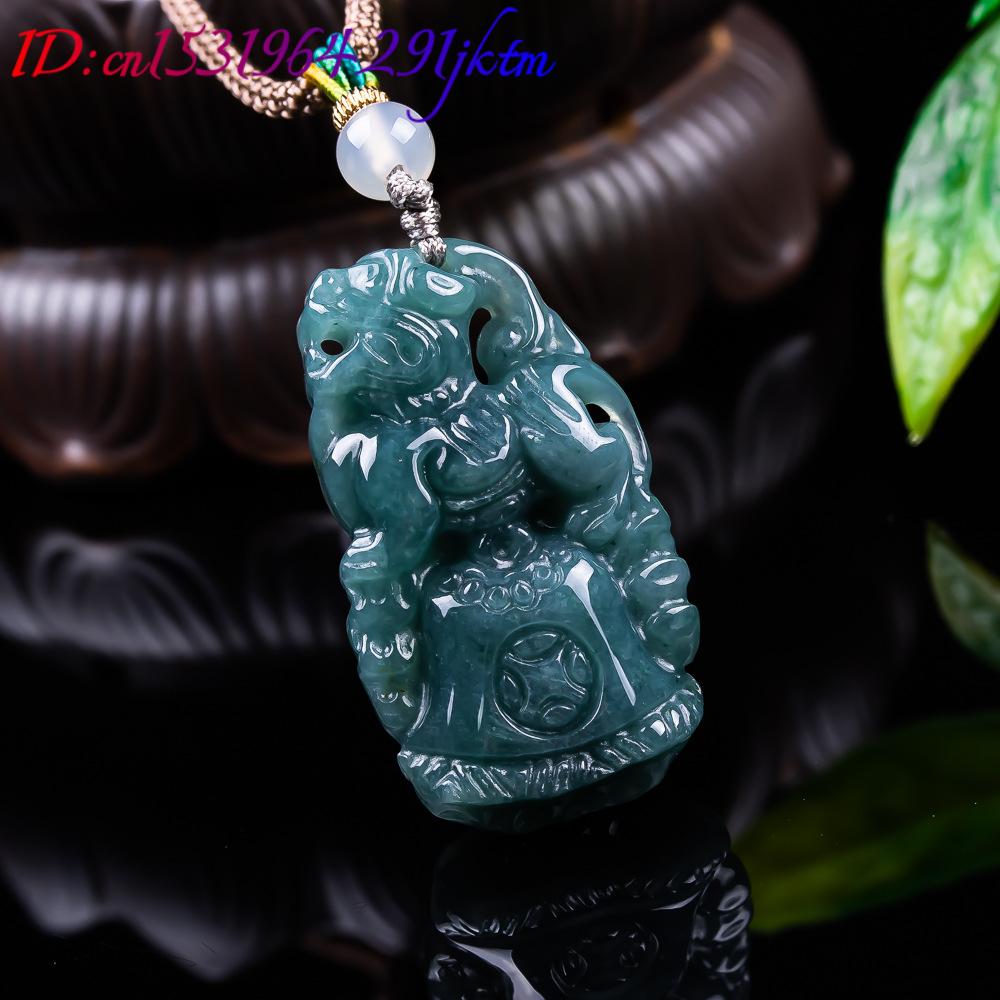 Burmese Jadeite Pixiu Pendant  - Vintage Necklace recension och pris