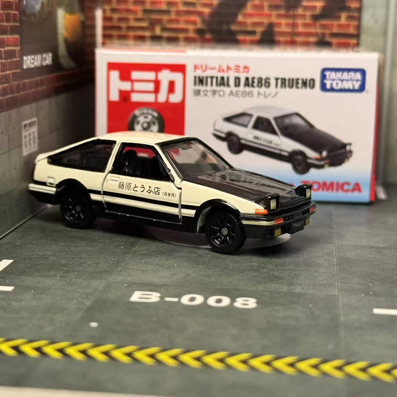 Dream Tomica NO. 145 Initial D - Vintage Collectible Toy Cars recension och pris